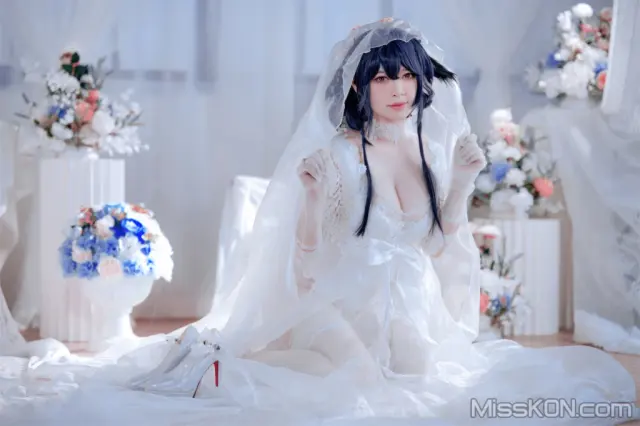 Coser@半半子: 碧蓝航线 吾妻花嫁 (52 photos + 3 videos)