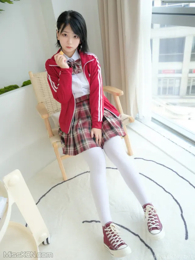 [素人渔夫] R18 林书辞: JK服清纯美少女嫩妹&小枫 (116 photos + 1 video)