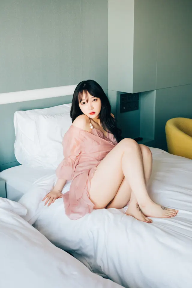 [Loozy] Son Ye-Eun (손예은) – Hardcore (143 photos)