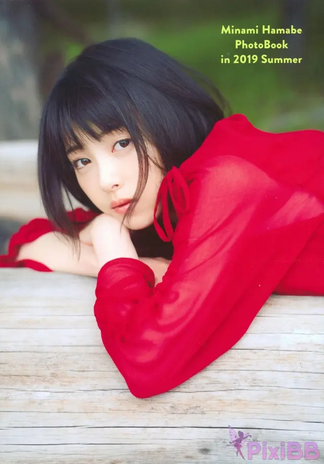 [JP] Minami Hamabe (浜辺美波): 浜辺美波フォトブック 2019年夏 (52 photos)