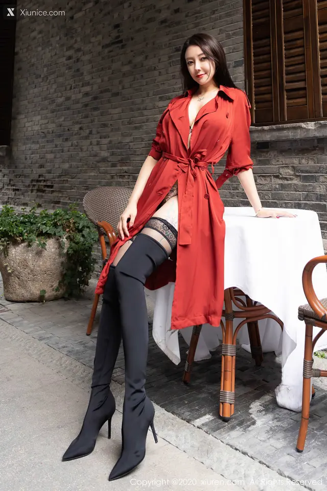 Xiuren秀人网 No.2780 果儿 (54 photos)