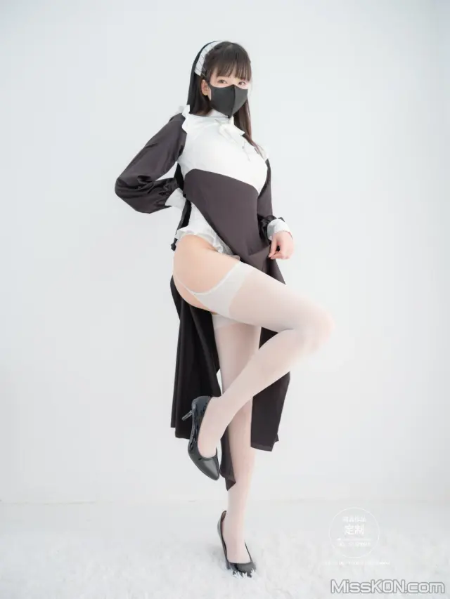 [紧急企划] EX-012: 见希w (56 photos + 1 video)