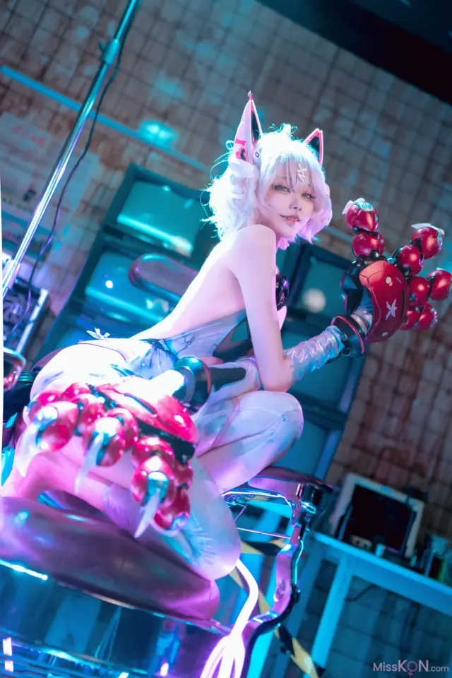 Coser@安食Ajiki: 交错战线——绯猁 (31 photos)