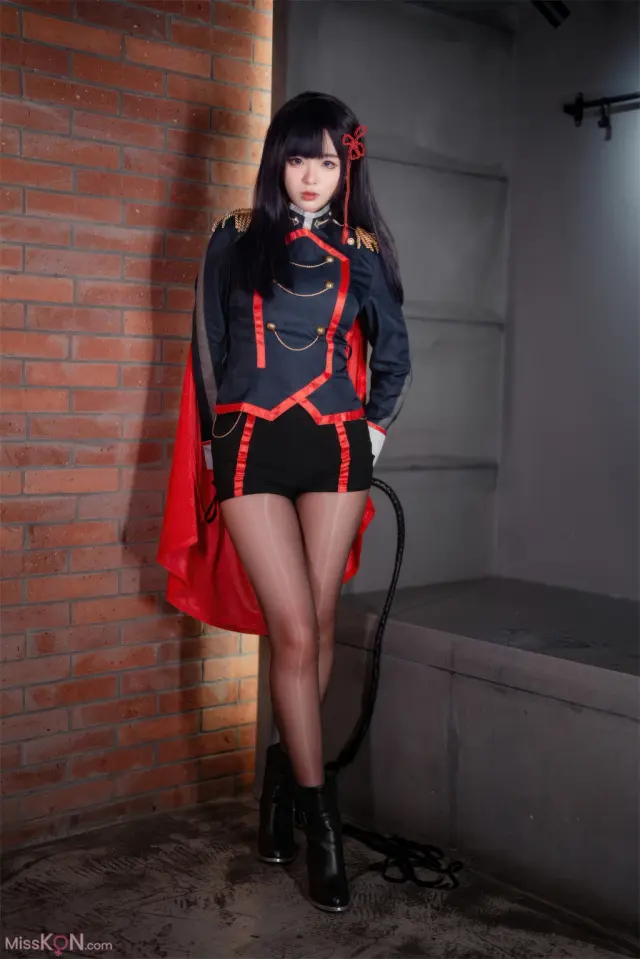 Coser@轩萧学姐: 山城恋 (60 photos + 1 video)