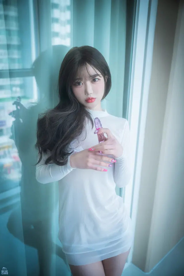 [BLUECAKE] Jung Eun: Dazzling No.2 (Full) (57 photos)