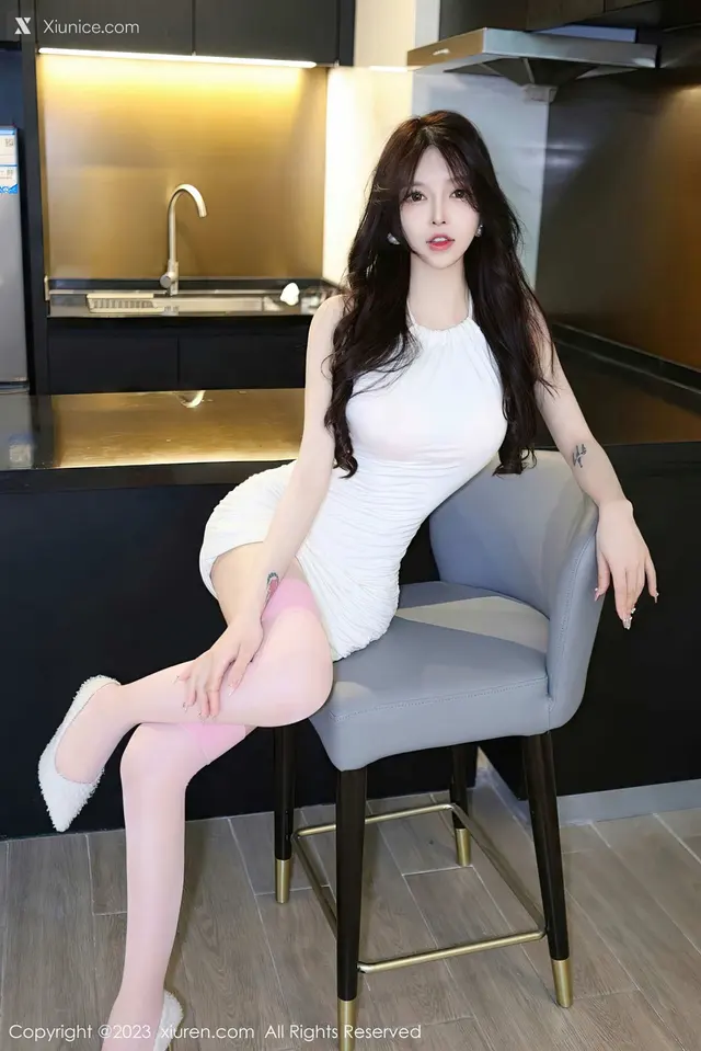 Xiuren秀人网 No.6527 玉兔 (82 photos)