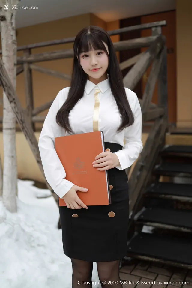 MFStar模范学院 Vol.267 朱可儿Flower (71 photos)