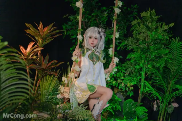 Coser@黏黏团子兔: 万年萝莉纳西妲 (40 photos)