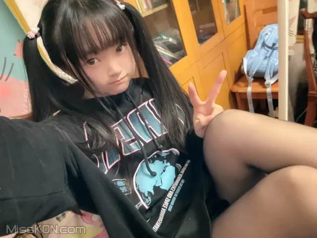 Coser@神沢永莉: 别看大姐姐啦 (78 photos + 1 video)