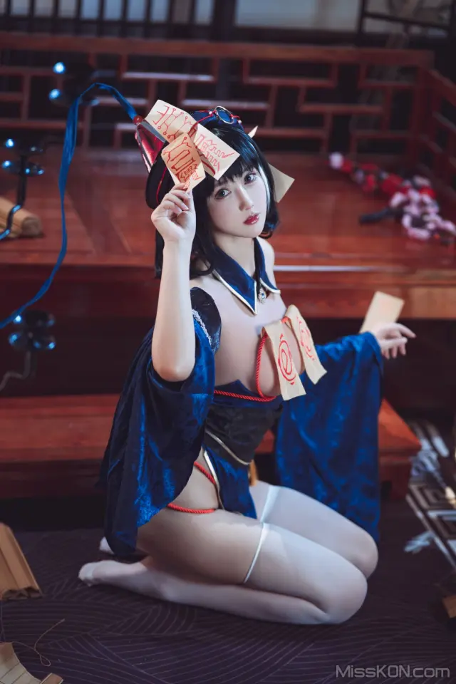 Coser@羽生三未: 华甲欢庆僵尸三未全 (30 photos)