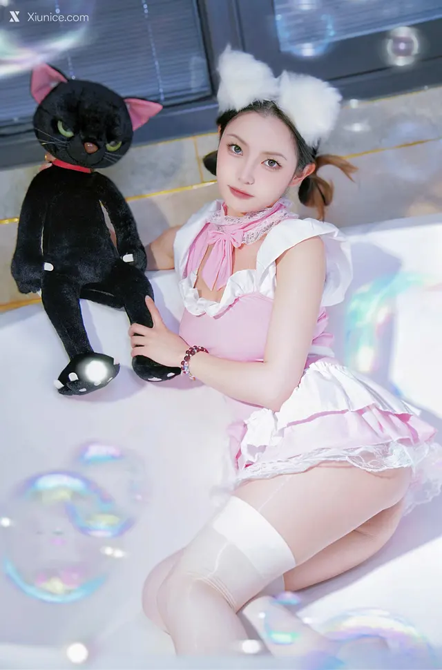 一只霸王兽 微密圈系列图片合集 (210 photos)