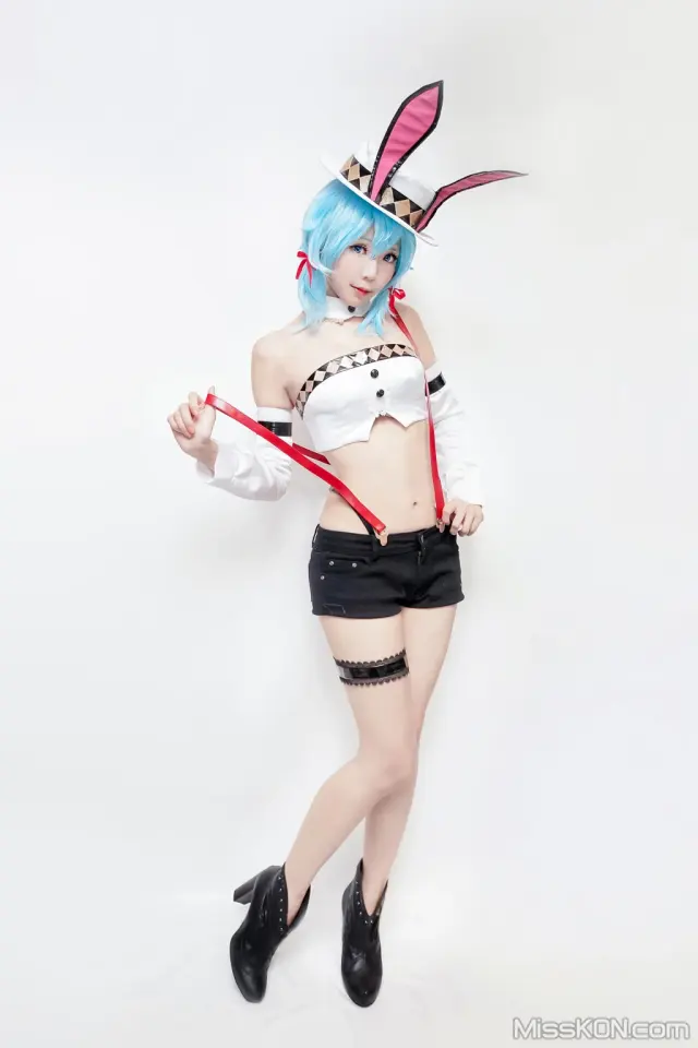 Coser@Ely_eee (ElyEE子): 诗乃荷官 (32 photos)