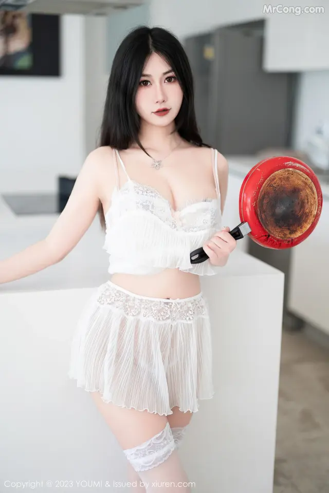 YouMi Vol.959: laura阿姣 (86 photos)