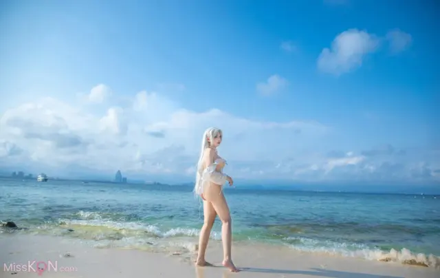 Coser@隼隼子: 碧蓝航线 约克城 (16 photos)