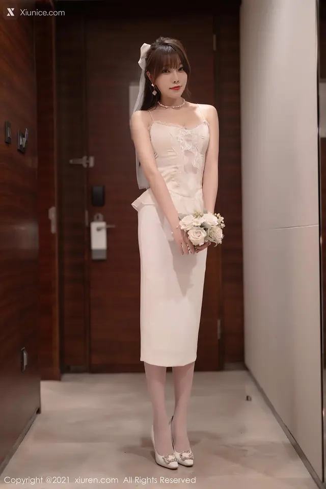 Xiuren秀人网 No.4269 芝芝Booty (100 photos)