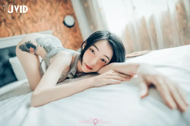[JVID] 飄飄哥: 飄飄女神 色色旗袍系列🔞絕美的體態最適合穿緊身 透明 色色的旗袍 有緊身的 情趣的 透明的…💖 (154 photos)