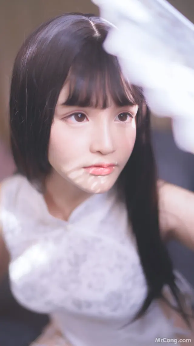 Coser@前羽_rr: 白丝旗袍 (17 photos)