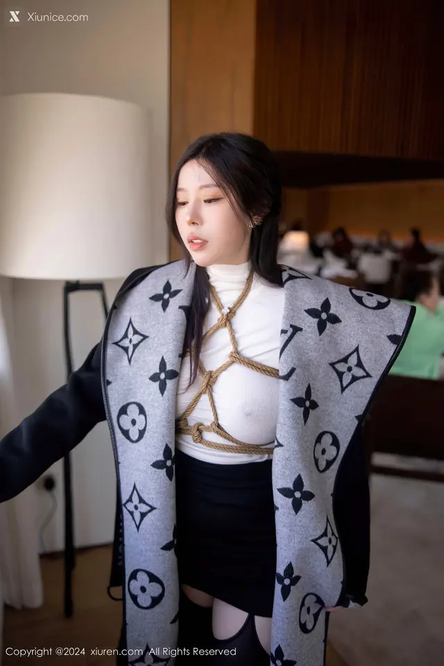 Xiuren秀人网 No.8390 白茹雪 (90 photos)
