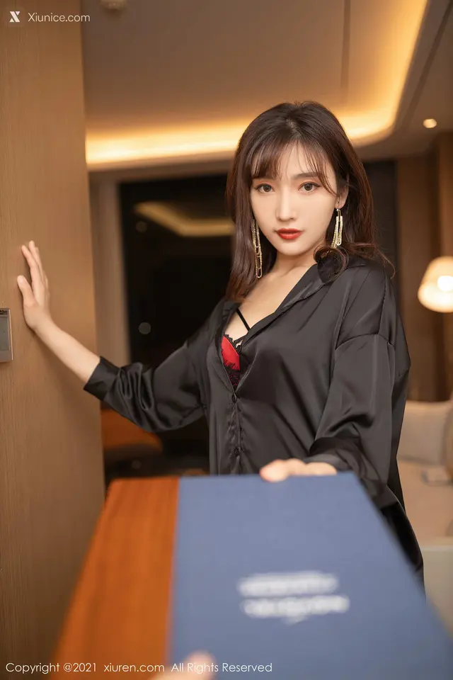 Xiuren秀人网 No.4396 陆萱萱 (88 photos)
