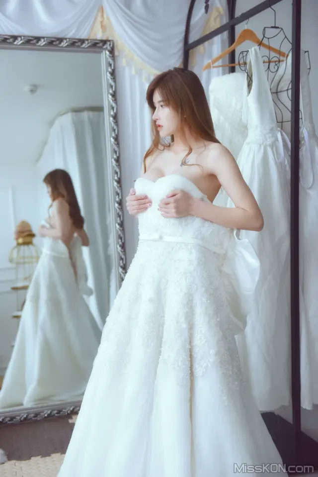 Coser@鹿八岁: 白色婚纱 (59 photos + 1 video)