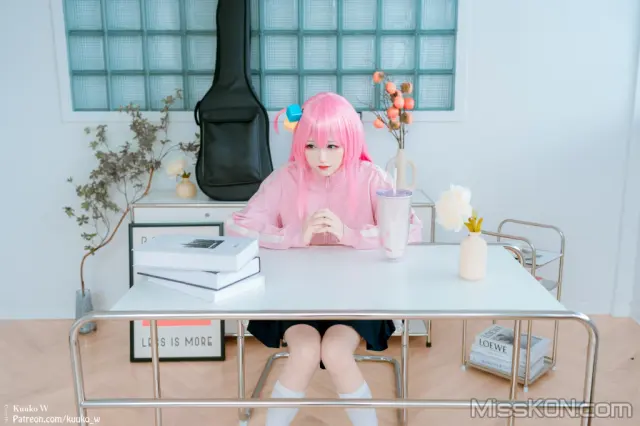 Coser@KuukoW No.132: Bocchi The Rock (38 photos)