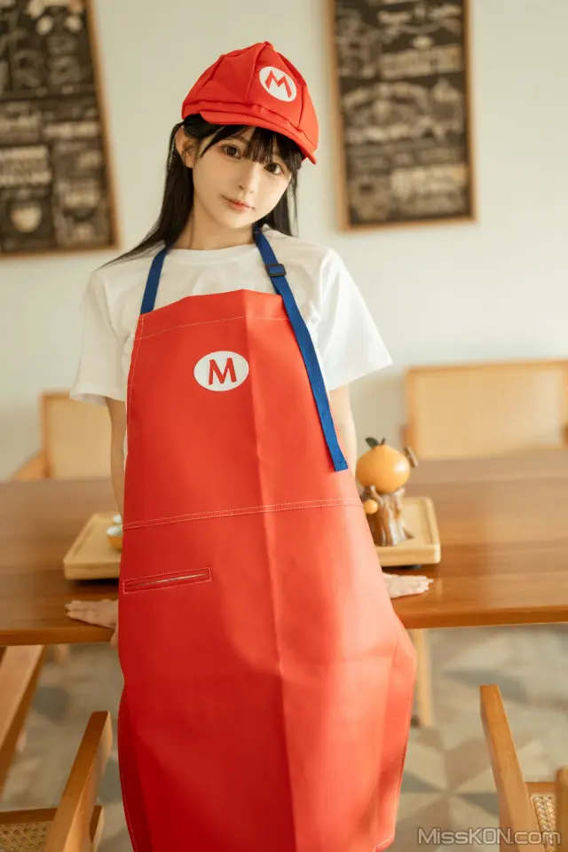 Coser@桜井宁宁: 马里奥围裙 (50 photos)
