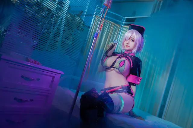 Coser@rioko凉凉子 玛修护士 (23 photos)